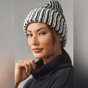 By Anthropologie Chunky Knit Two-Tone Beanie Two-Tone Knit Beanie – Knittedhome main image 3